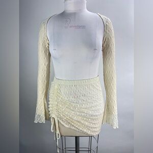 💚 2877. Cream Lace Bolero Top And Ruched Skirt Set